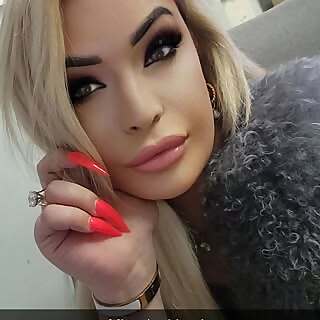 Eva Vasquez