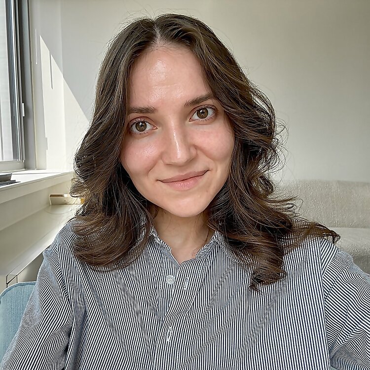 Vikky Zapadnya