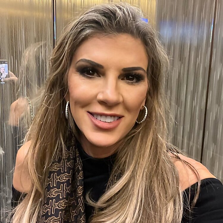 Dr. Bobbi Stanley 