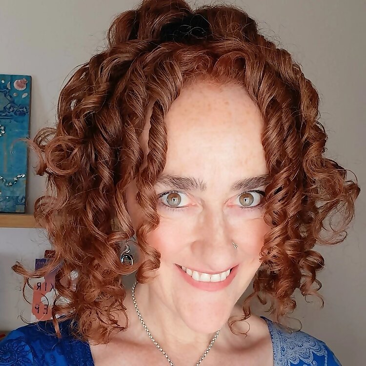 Dr. Clare Johnson