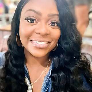 Renishea Nicole 