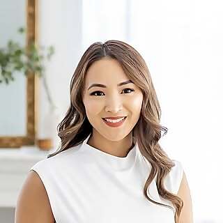 Jessica Choi Stover