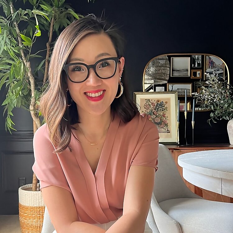 Yuni Min
