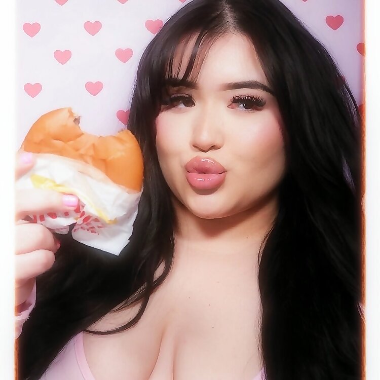 Mia Marie Rocha