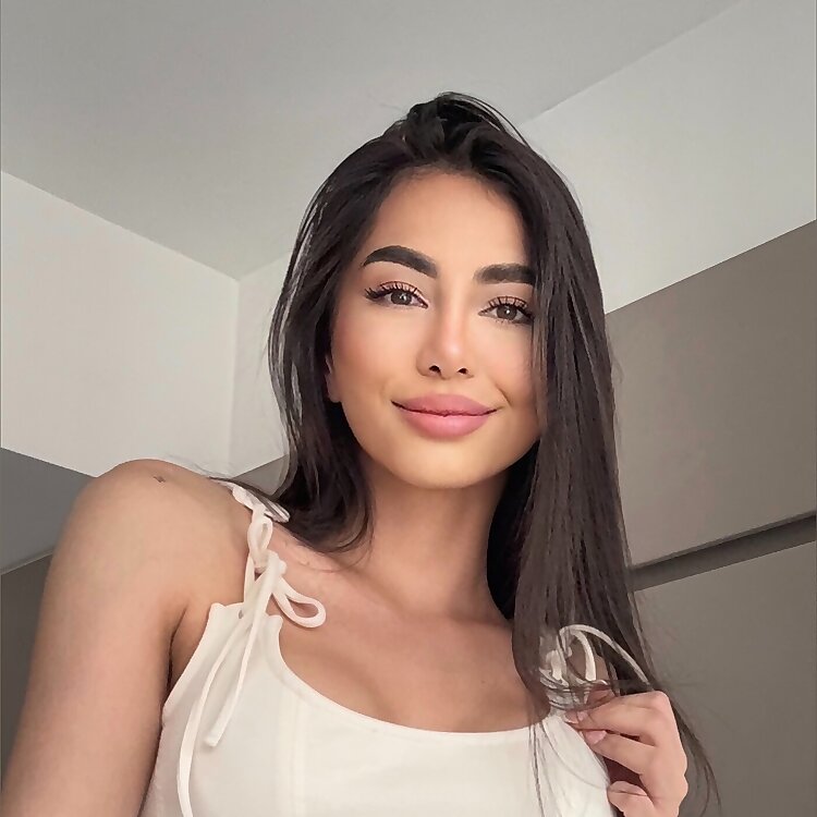 Olivia Skye