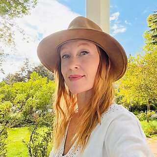 Lori Flower