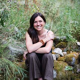 Lauren Gennett Lewis