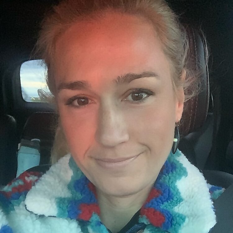 Dr. Stephanie Jameson