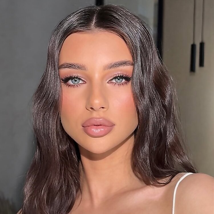 Eva Voronova