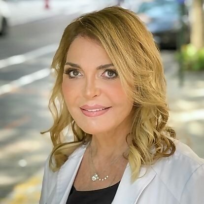 Dr Suzanne Levine