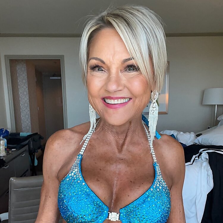 Julia Linn Olson