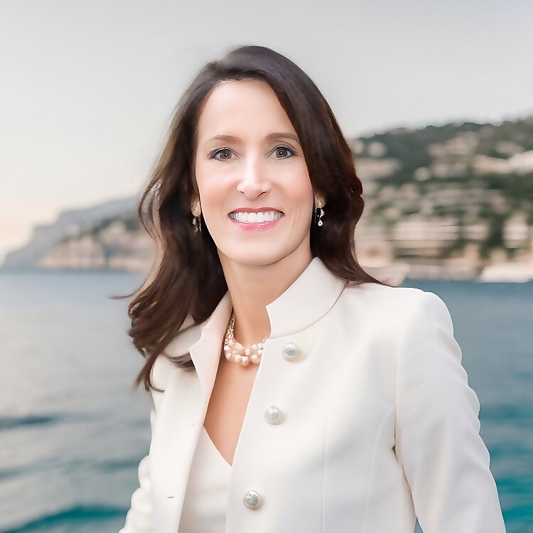 Julie Flouty