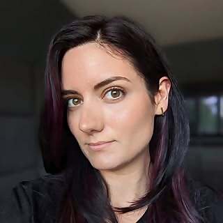Amanda Elliott
