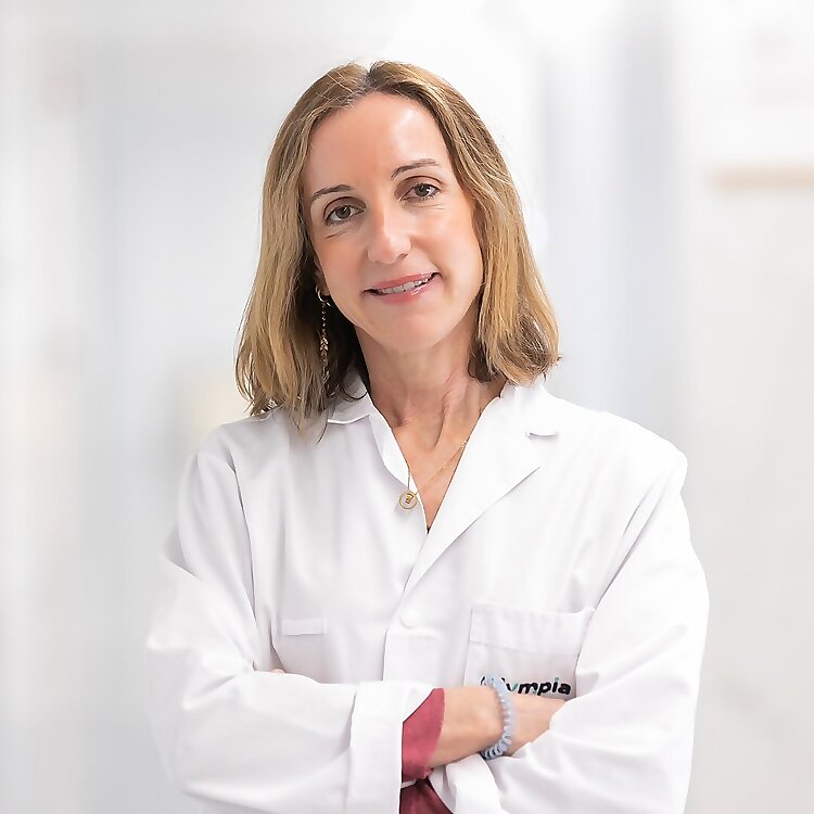 Dr. María Calvo