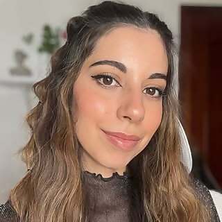 María