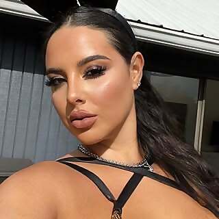 Cinthya Izquierdo