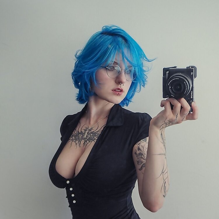 lyra Crow