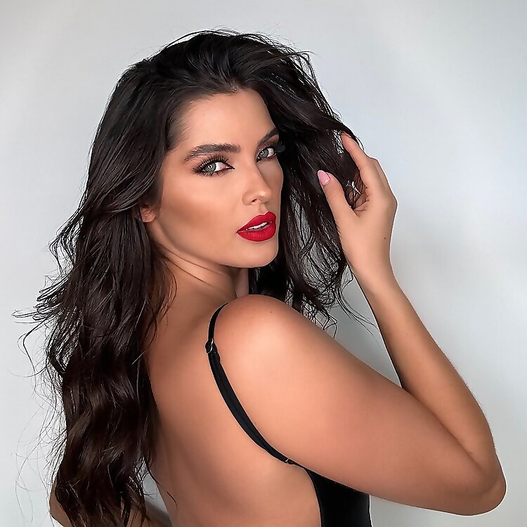 Laura Quintero