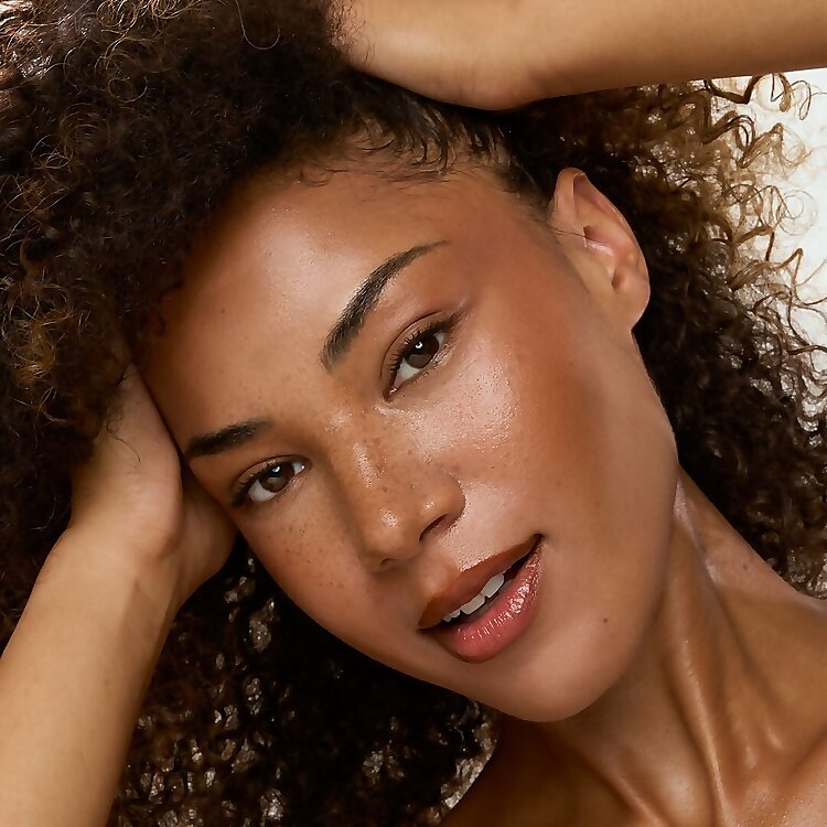 Nadege Mferi