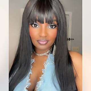 Eboni Dillon