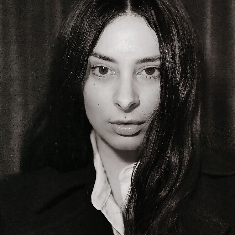 Marta Blue 