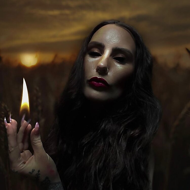 Toni Coe