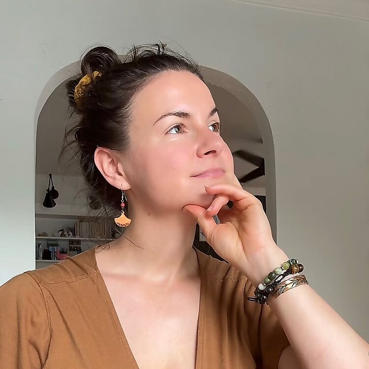 Ayana Madrone