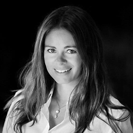 Ayse Osmanoglu 