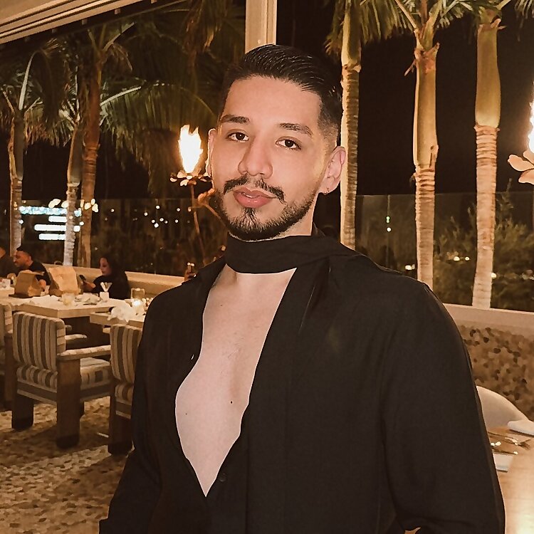 Carlos