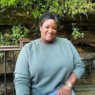Dee Davis