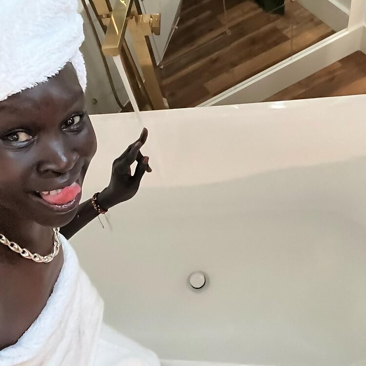 Alek Wek
