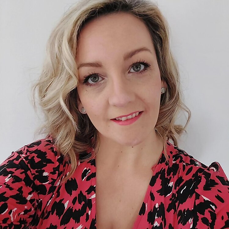 Laura Stephen