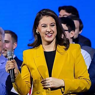 Sandra Cobena