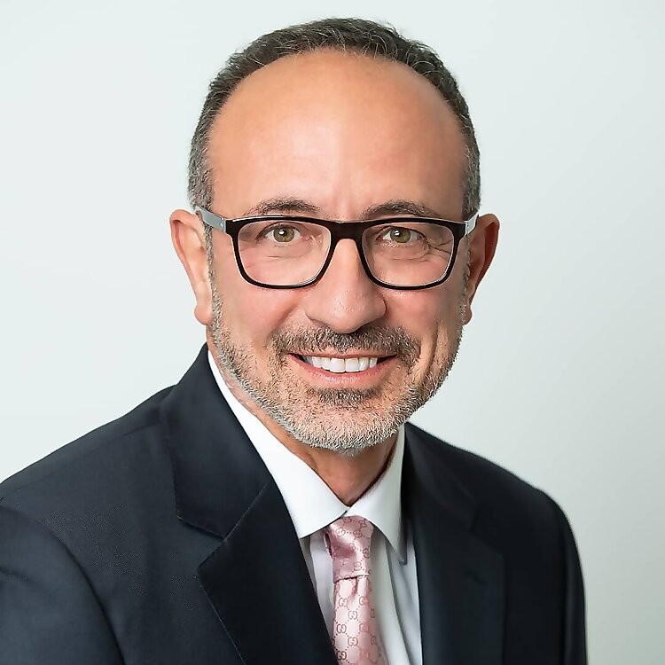 Dr Frank Lista