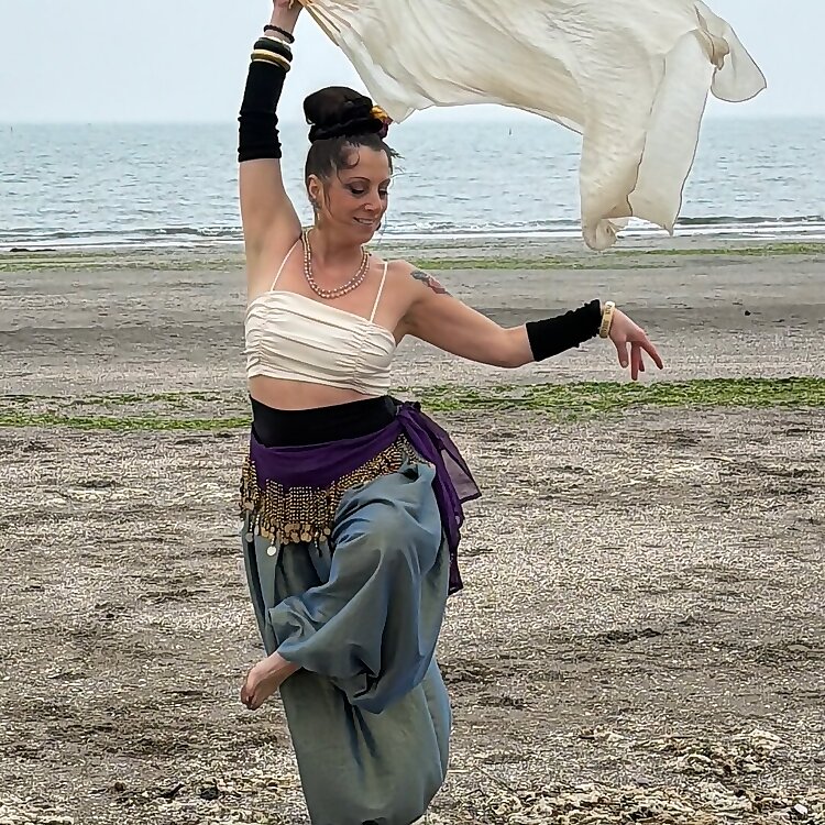 Jilly Ana Bella 
