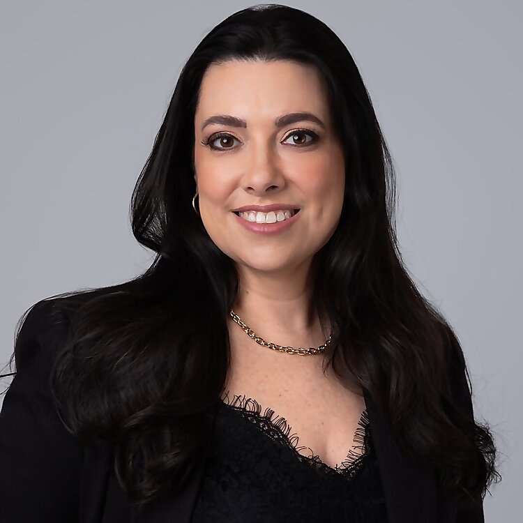 Dr. Renata MacDowell