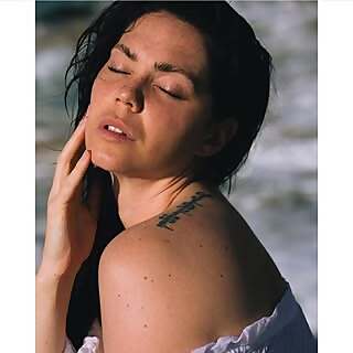 Top 35 Tall Girl OnlyFans Influencers in 2025 (Tall OnlyFans Models)