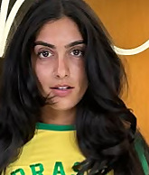 Aria Khan