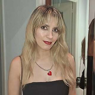 Gladys  Alvarenga