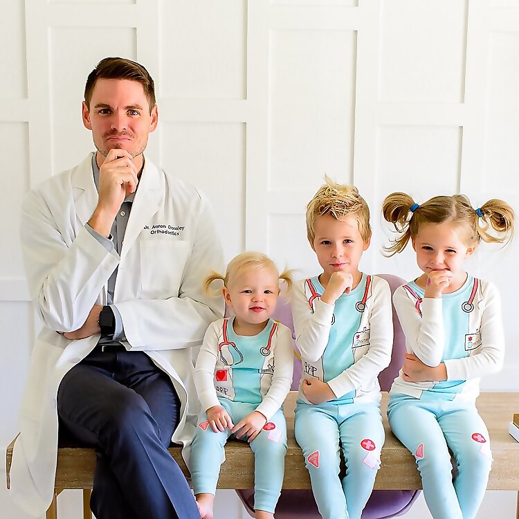 Dr. Aaron Crossley