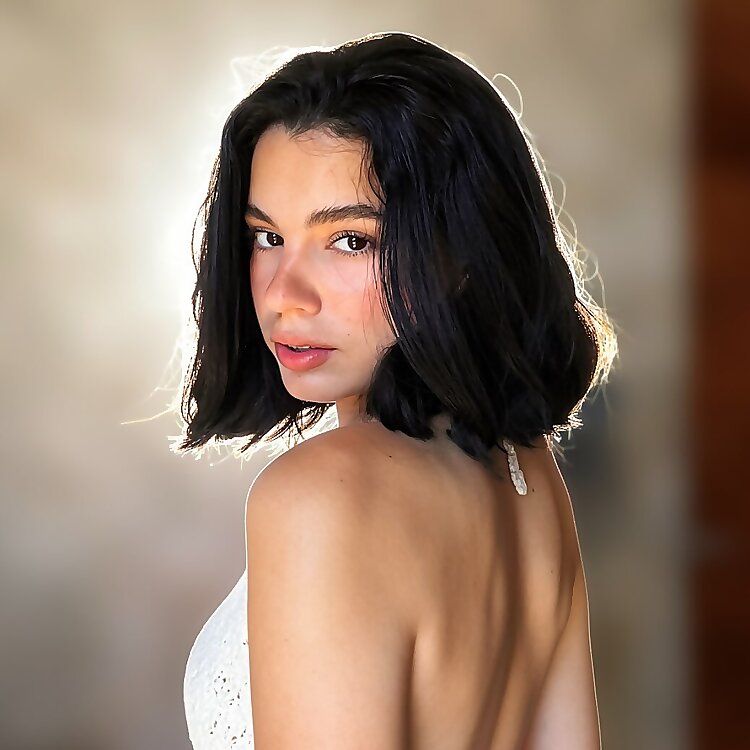 Elizabeth Ponteee