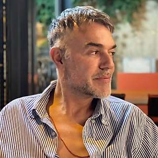 Victor Alvarez