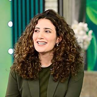 Dr. Leah Croll