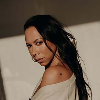 Chari Cuthbert Haehl