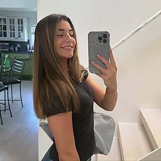 Mikayla Campinos