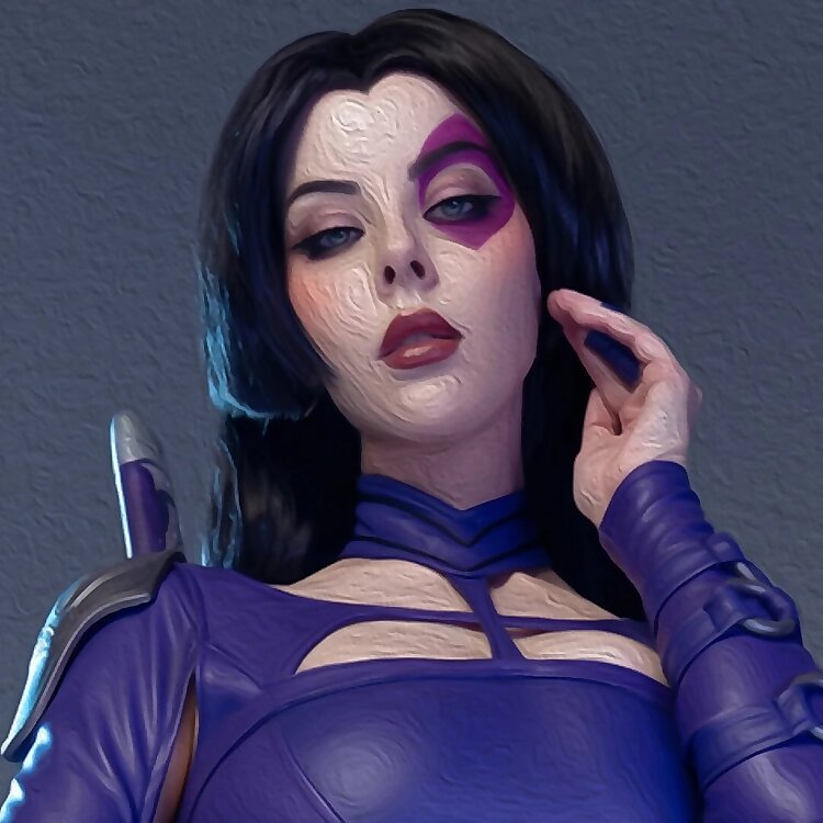 Helly Von Valentine
