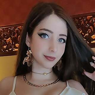 Mikomi Hokina