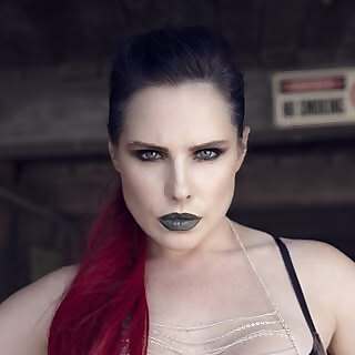 Serena Fox