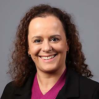 Dra. Renata Castro