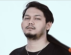 Iyam Renzia 